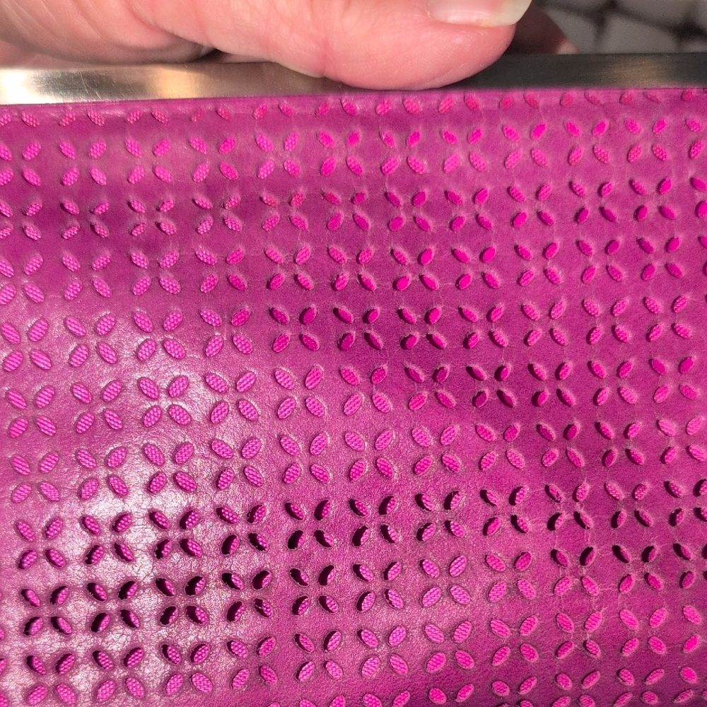 HOBO Magenta (Purple) Perforated Leather Kiss-Lock Clutch Or Wallet - Picture 12 of 14